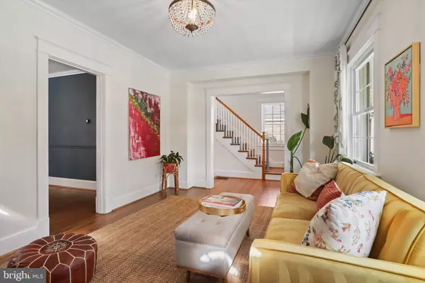 Alexandria, VA 22301,20 SUNSET DR