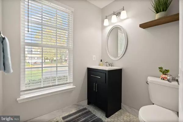 Round Hill, VA 20141,35855 BENTRIDGE CT