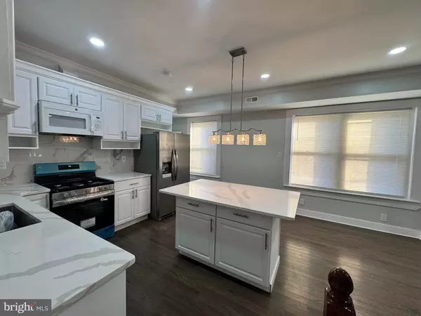 Philadelphia, PA 19145,2255 S BUCKNELL ST