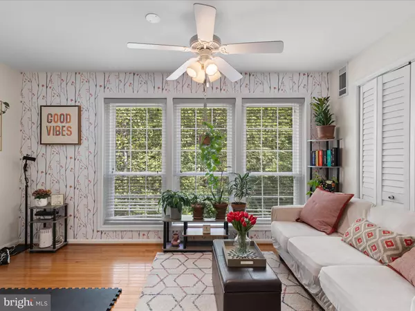 Woodbridge, VA 22192,12030 CARDAMOM DR #12030