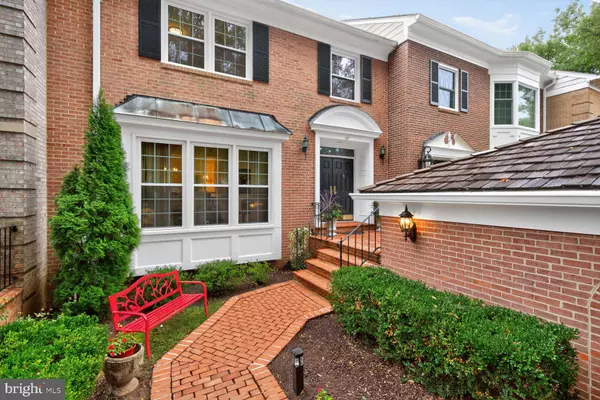 Potomac, MD 20854,9412 TURNBERRY DR