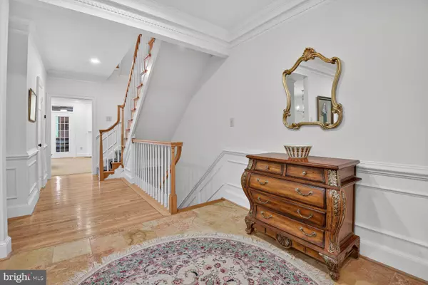 Potomac, MD 20854,9412 TURNBERRY DR