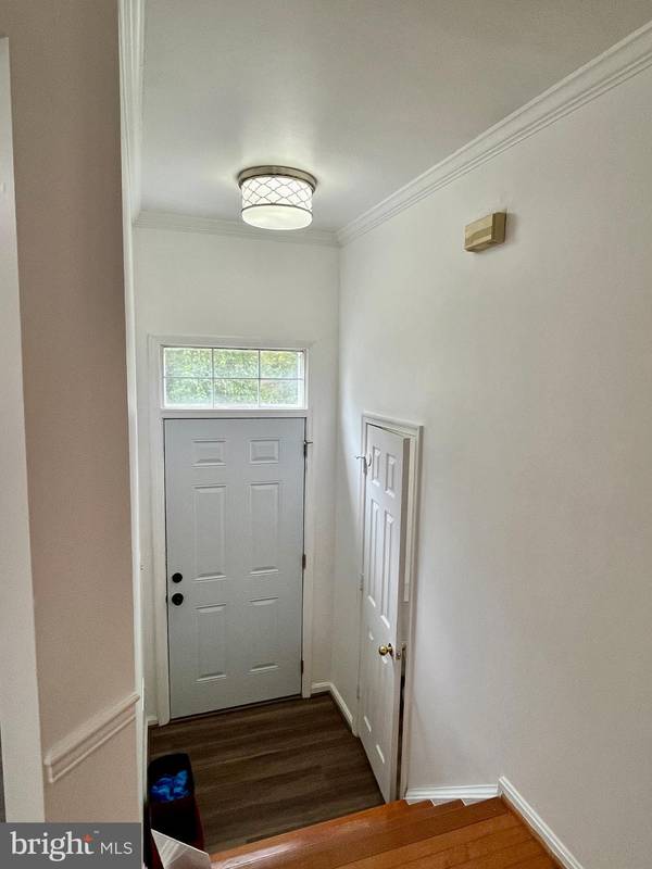 Leesburg, VA 20175,422 NIKKI TER SE