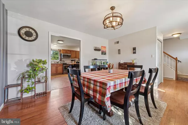 Ephrata, PA 17522,11 CARRIAGE LN