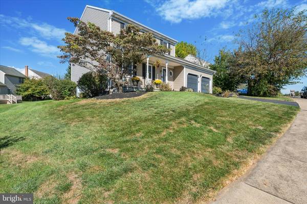 Ephrata, PA 17522,11 CARRIAGE LN