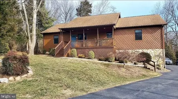 Mcgaheysville, VA 22840,174 BOONE CT CT