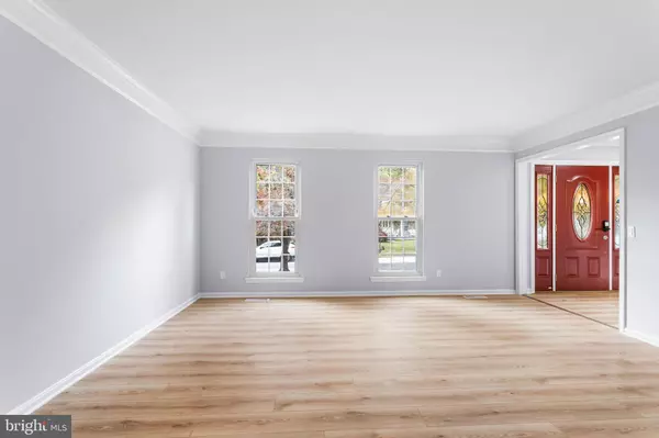 Hyattsville, MD 20783,2807 FALLING BROOK