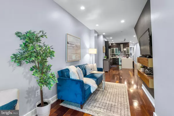 Washington, DC 20010,747 MORTON ST NW #1