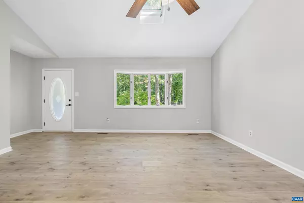 Palmyra, VA 22963,16 WISTERIA WAY