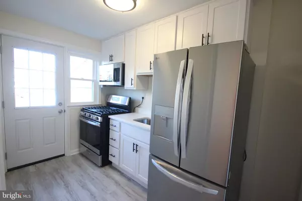 Dundalk, MD 21222,7518 LAWRENCE RD