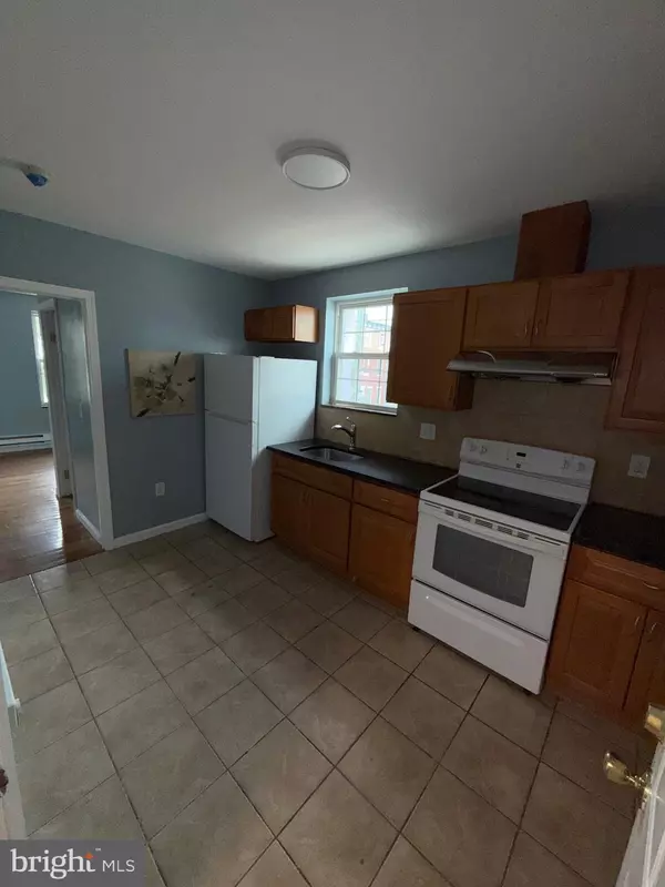 Philadelphia, PA 19147,1529 S 5TH ST #2