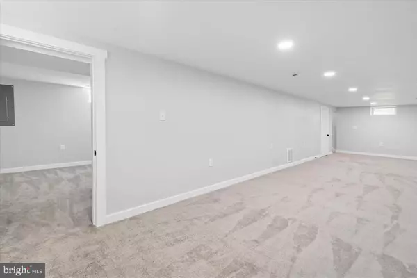 Pasadena, MD 21122,805 224TH ST