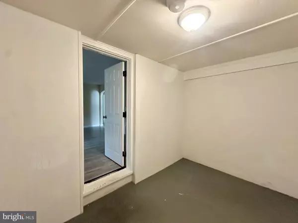 Hamilton, NJ 08619,2406 NOTTINGHAM WAY #1 GROUND FLOOR