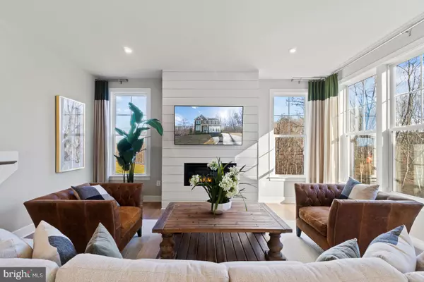 Upper Marlboro, MD 20774,10915 GOLDEN GLOW AVE