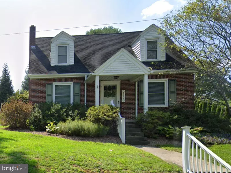 2130 HOLLINGER RD, Lancaster, PA 17602