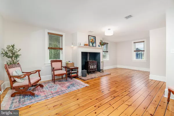 Manheim, PA 17545,1103 GRAYSTONE RD