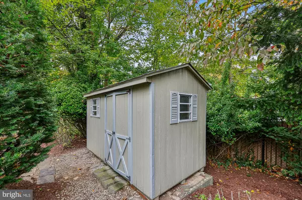 Kensington, MD 20895,4309 GLENRIDGE ST