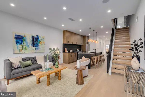 Philadelphia, PA 19146,2139 BAINBRIDGE ST