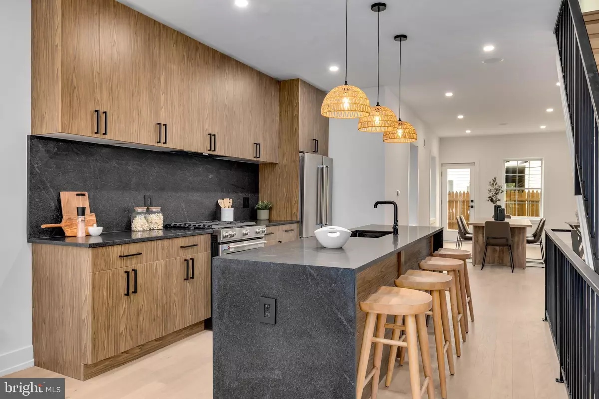 Philadelphia, PA 19146,2139 BAINBRIDGE ST