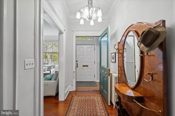 Washington, DC 20009,2021 Q ST NW