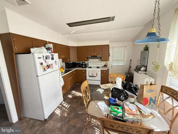 Reading, PA 00000,119 W LANCASTER AVE