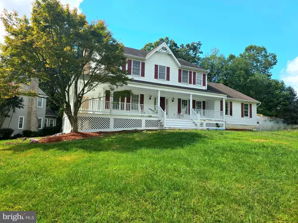 15513 MEHERRIN DR, Centreville, VA 20120