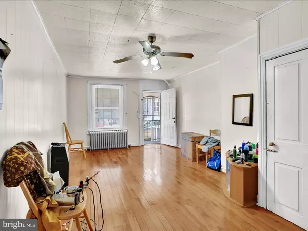 Reading, PA 19602,319 S 8TH ST