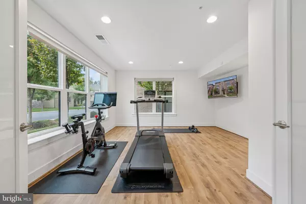 Rockville, MD 20852,3256 ROYAL FERN PL