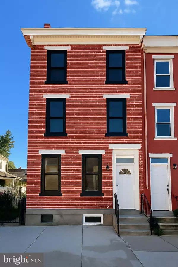32 E ELM ST, Norristown, PA 19401
