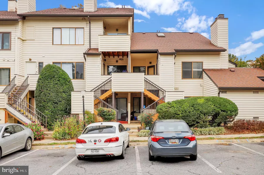 9720 HELLINGLY PL #208, Gaithersburg, MD 20886