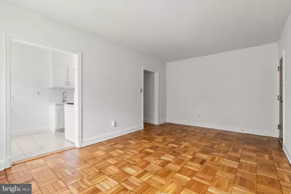 Washington, DC 20007,4491 MACARTHUR BLVD NW #303