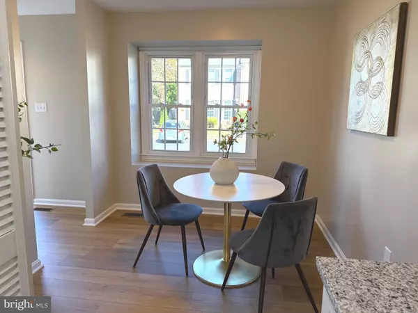 Vienna, VA 22181,9911 LONGFORD CT