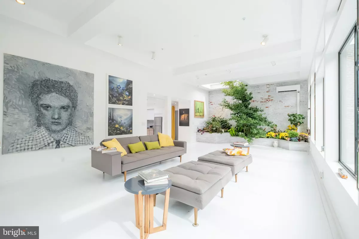 Philadelphia, PA 19147,822-24 ELLSWORTH ST