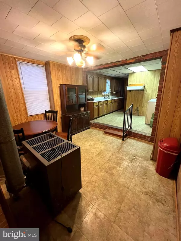 Baltimore, MD 21231,223 S REGESTER ST