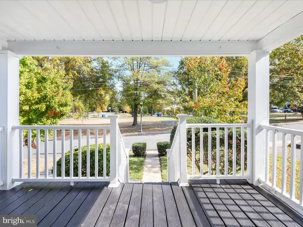 Arlington, VA 22204,112 S BARTON ST