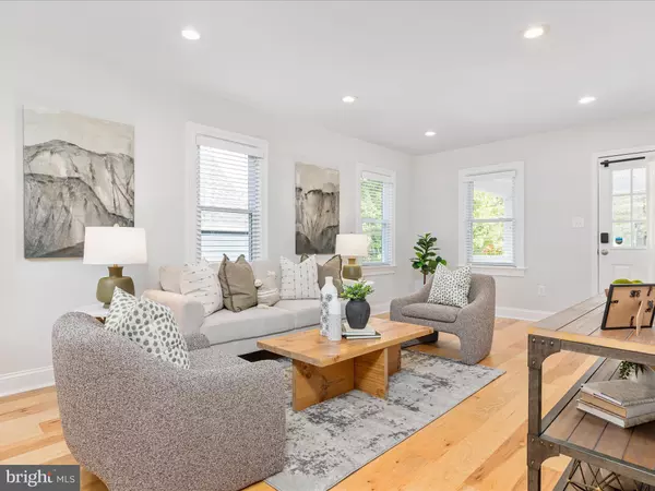 Arlington, VA 22204,112 S BARTON ST