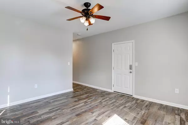 Enola, PA 17025,175 S ENOLA DR #2ND FLOOR