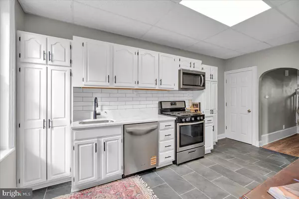 Gloucester City, NJ 08030,314 WARREN ST