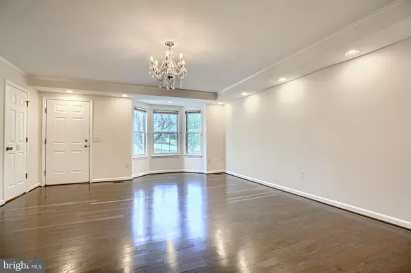 Baltimore, MD 21237,6558 RIDGEBORNE DR