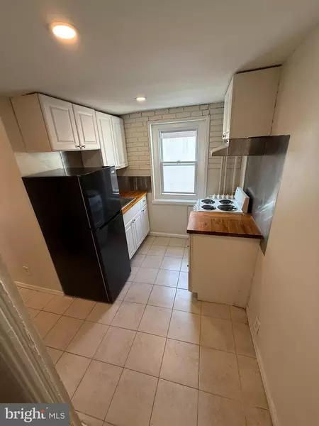 1019 WAVERLY ##2, Philadelphia, PA 19147