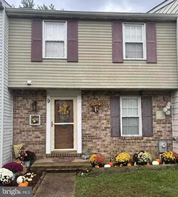 9 HAPSBURG CT, Parkville, MD 21234