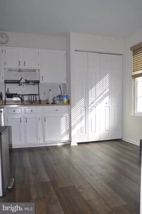 Centreville, VA 20120,6022 BASINGSTOKE CT