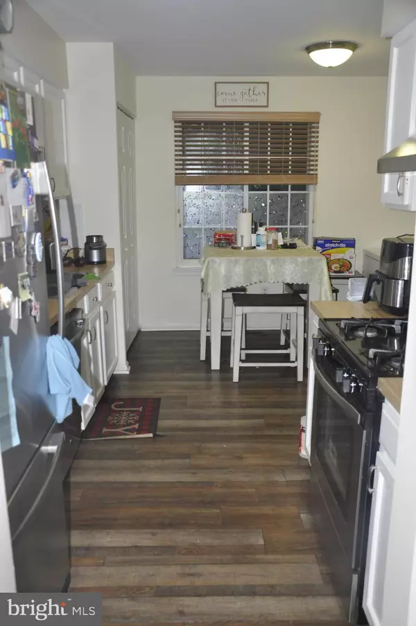 Centreville, VA 20120,6022 BASINGSTOKE CT