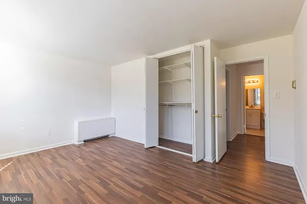 Falls Church, VA 22044,600 ROOSEVELT BLVD #101