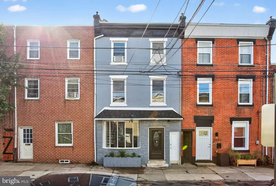 2509 SALMON ST, Philadelphia, PA 19125