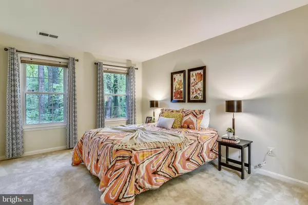 Reston, VA 20191,2241 LOVEDALE LN #B
