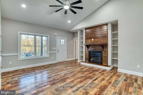 Madison, VA 22727,183 SLEIGH BELL LN