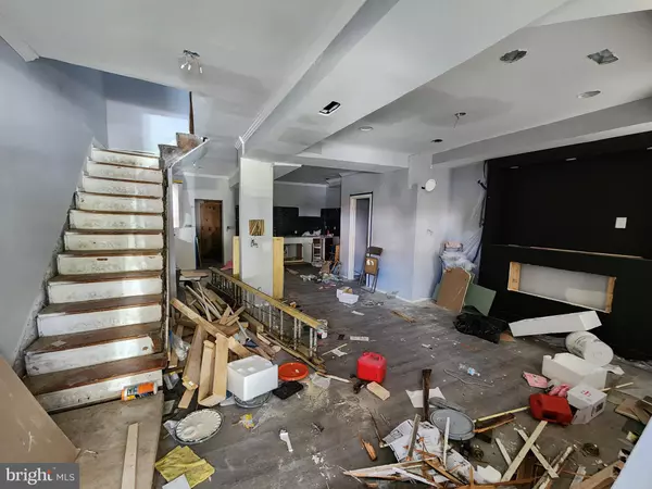 Baltimore, MD 21215,2915 VIOLET AVE