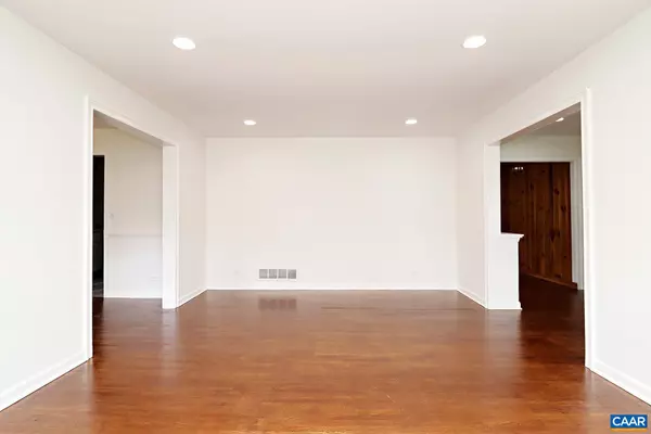 Charlottesville, VA 22902,909 RIDGE ST #A