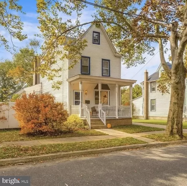 308 W 3RD ST, Palmyra, NJ 08065